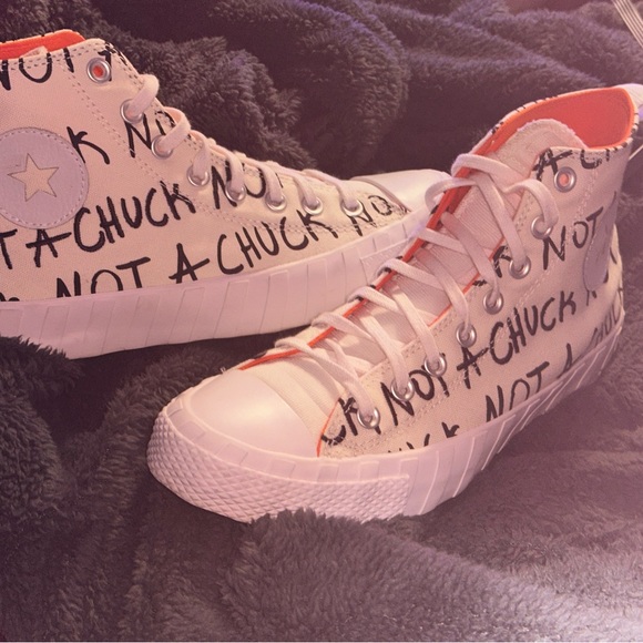 Vintage Chuch Taylor Coverse. Unisex. us made, US men, 10 US  women. - Picture 3 of 5